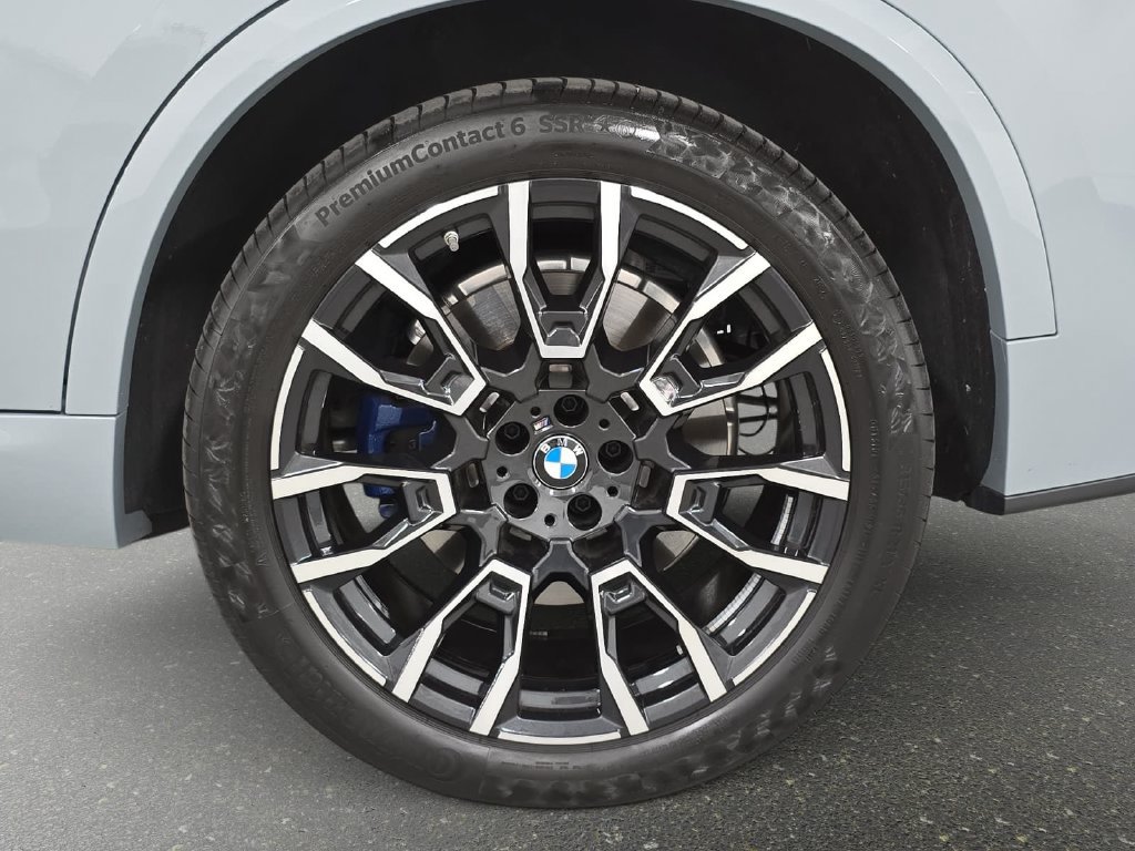 Used 2025 BMW X5 xDrive50e w/ M Sport Package AWD/4WD image 28