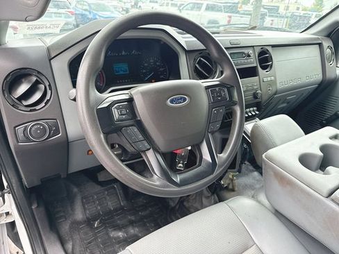 Used 2021 Ford F750 2WD Regular Cab Super Duty image 13