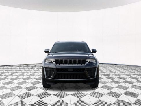 New 2026 Jeep Grand Cherokee Altitude AWD/4WD image 10