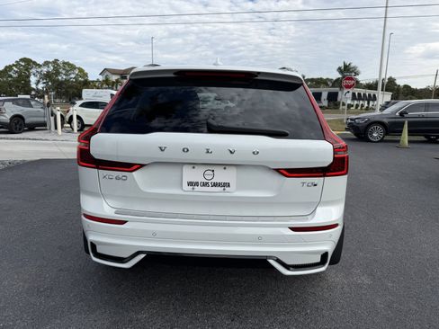 New 2026 Volvo XC60 T8 Ultra w/ Protection Package Premier image 4