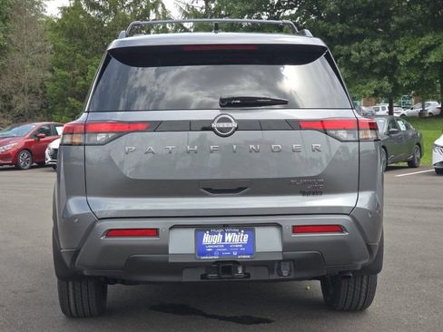New 2026 Nissan Pathfinder Platinum AWD/4WD image 11
