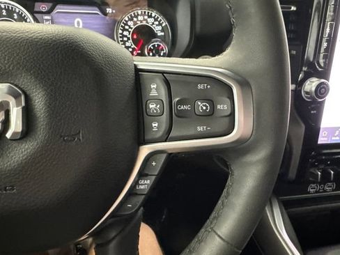 Used 2025 RAM 1500 Big Horn AWD/4WD image 35
