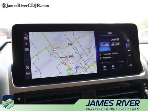 Used 2023 Lexus GX 460 Premium w/ Premium Package AWD/4WD image 35