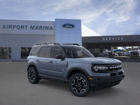 New 2024 Ford Bronco Sport Outer Banks w/ Tech Package image 8