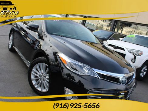 Used 2013 Toyota Avalon Limited image 1