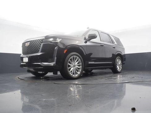 Certified 2024 Cadillac Escalade Premium Luxury w/ Performance Package AWD/4WD image 52