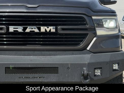 Used 2019 RAM 1500 Laramie w/ Sport Appearance Package AWD/4WD image 4