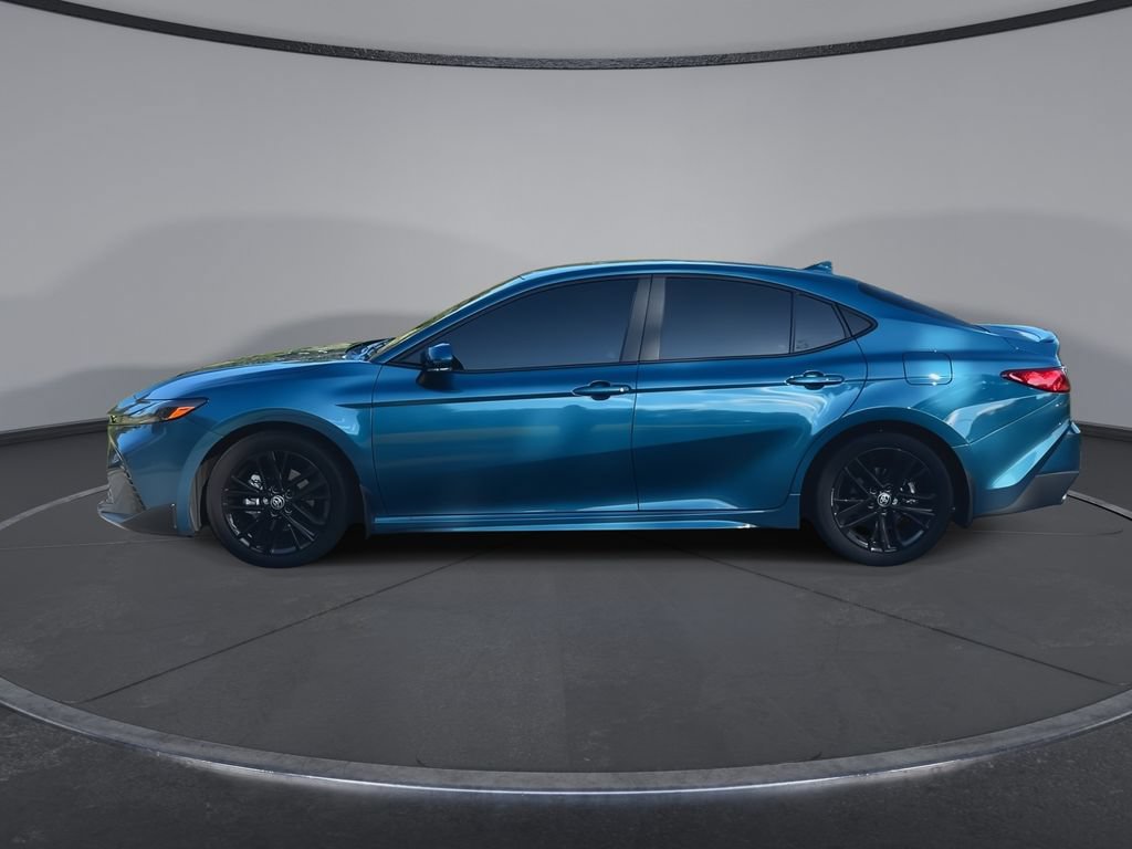 Certified 2025 Toyota Camry SE FWD image 5