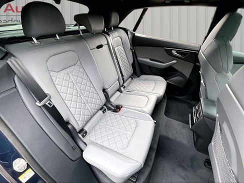 New 2026 Audi SQ8 Prestige image 10