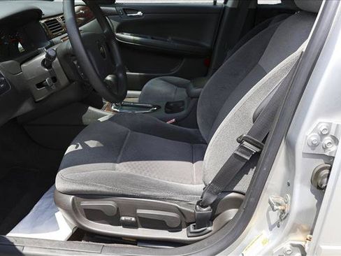Used 2014 Chevrolet Impala Limited LS FWD image 11