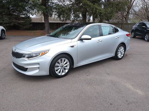 Used 2018 Kia Optima EX w/ Premium Package FWD image 20