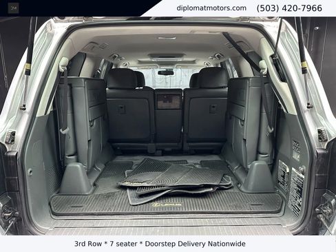 Used 2009 Lexus LX 570 4WD image 42