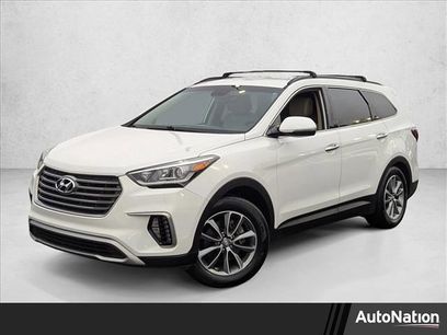 Used 2017 Hyundai Santa Fe SE w/ SE Premium Package 02