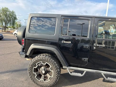 Used 2011 Jeep Wrangler Unlimited Rubicon w/ Call of Duty Group AWD/4WD image 8