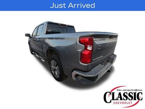 Used 2019 Chevrolet Silverado 1500 LT w/ Texas Edition image 11