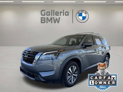 Used 2023 Nissan Pathfinder SL