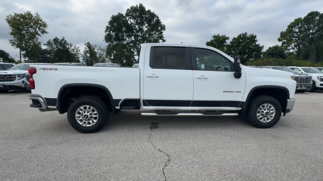 Used 2020 Chevrolet Silverado 2500 LT w/ All Star Edition AWD/4WD image 2