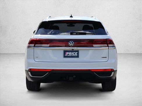 Used 2024 Volkswagen Atlas Cross Sport SE AWD/4WD image 8