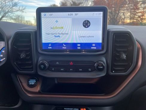 Used 2023 Ford Bronco Sport Outer Banks w/ Tech Package image 21