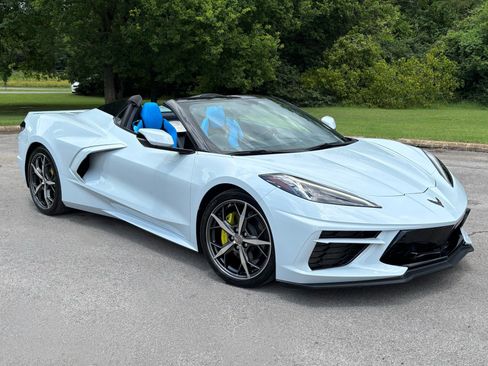 Used 2022 Chevrolet Corvette Stingray Premium Conv w/ 3LT RWD image 1