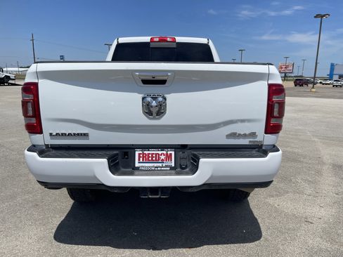 Used 2022 RAM 2500 Laramie AWD/4WD image 5