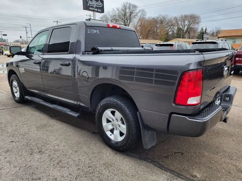 Used 2019 RAM 1500 Express AWD/4WD image 5