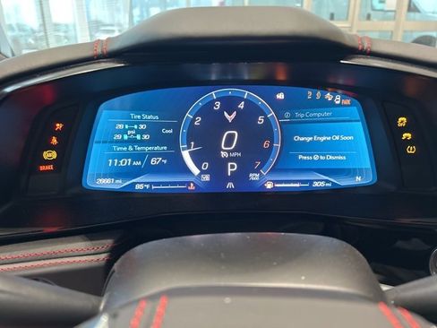 Used 2024 Chevrolet Corvette Stingray Premium Conv w/ Z51 Performance Package image 10