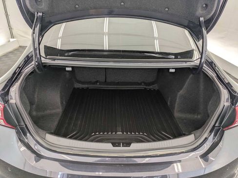 Used 2022 Chevrolet Malibu LT FWD image 33