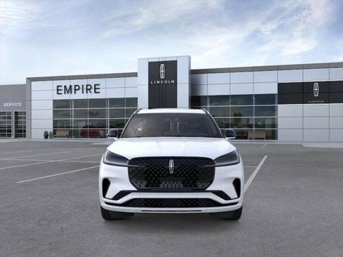 New 2026 Lincoln Aviator AWD w/ Jet Appearance Package image 6