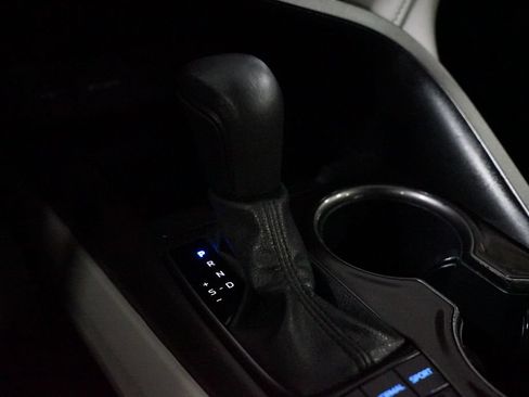 Certified 2024 Toyota Camry SE FWD image 21