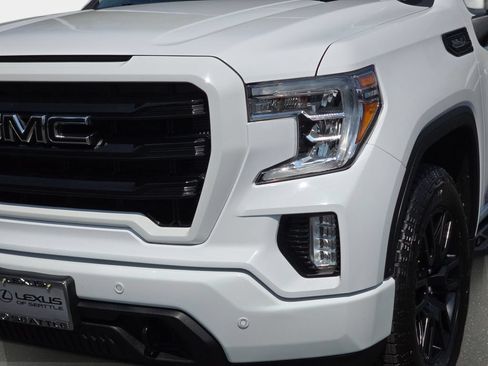 Used 2020 GMC Sierra 1500 Elevation w/ Elevation Value Package AWD/4WD image 32