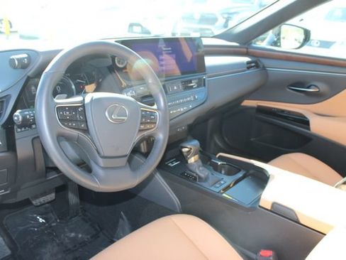 Certified 2025 Lexus ES 300h w/ Premium Package FWD image 12