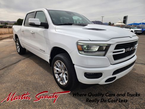 Used 2023 RAM 1500 Laramie AWD/4WD image 1