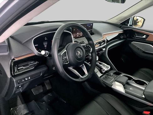 Used 2022 Acura MDX SH-AWD image 18