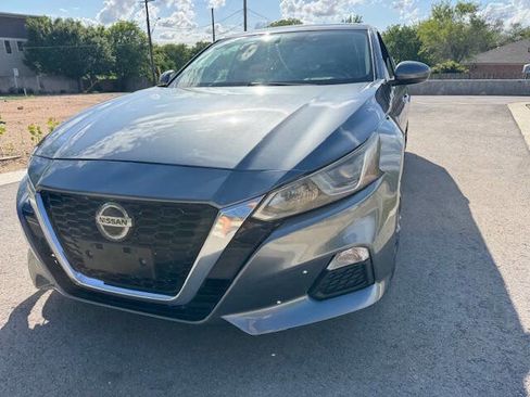 Used 2020 Nissan Altima 2.5 S image 5