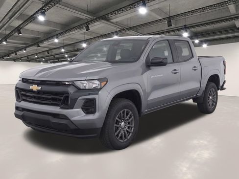 Used 2024 Chevrolet Colorado LT w/ LT Convenience Package II RWD image 1