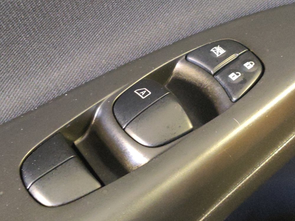 Used 2019 Nissan Sentra S FWD image 27