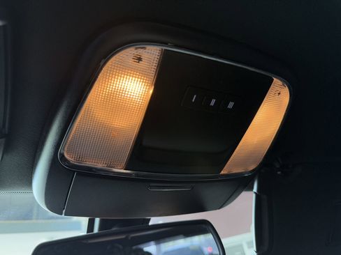 Used 2017 Dodge Charger SXT image 60