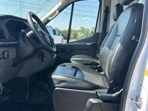 Used 2024 Ford Transit 250 148 Medium Roof w/ Load Area Protection Package RWD image 9