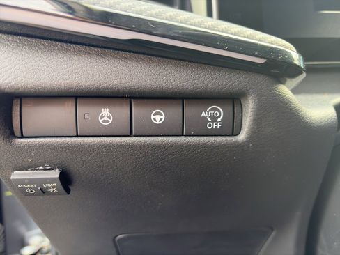 Certified 2025 Nissan Kicks SR w/ SR Premium Package image 26