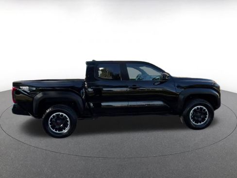 Used 2024 Toyota Tacoma TRD Off-Road AWD/4WD image 16