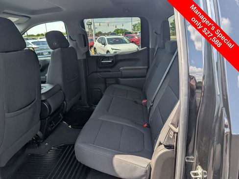 Used 2022 Chevrolet Silverado 1500 Custom w/ Safety Confidence Package AWD/4WD image 12