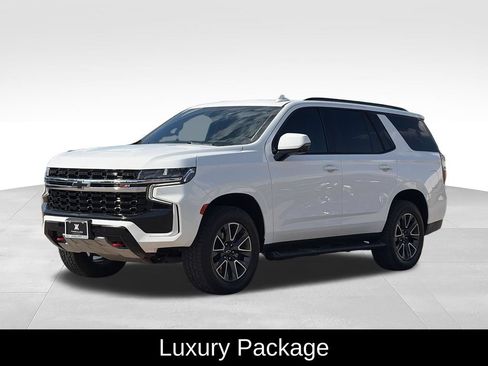 Used 2022 Chevrolet Tahoe Z71 w/ Luxury Package AWD/4WD image 4