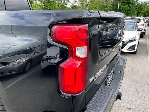 Used 2022 Chevrolet Silverado 1500 High Country w/ Technology Package AWD/4WD image 42