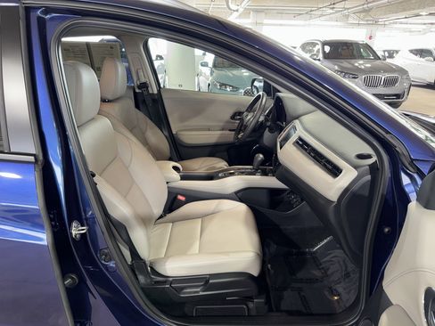 Used 2017 Honda HR-V EX-L image 10