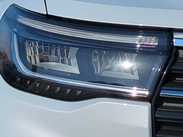 New 2026 Ford Explorer Active RWD image 10
