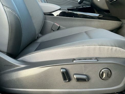 New 2026 Volkswagen ID.4 Pro S Plus image 18