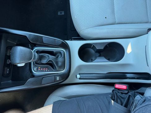 Used 2020 Kia Soul LX FWD image 17