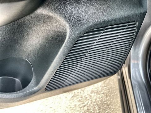 Used 2025 Nissan Kicks S image 23