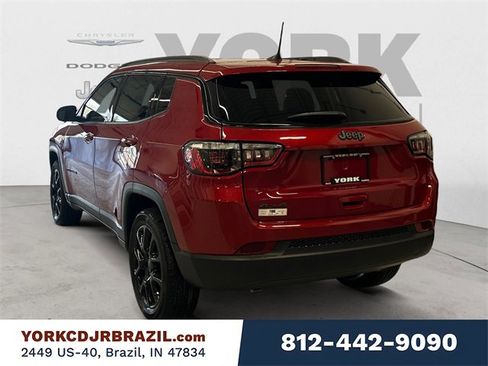 New 2026 Jeep Compass Latitude image 3